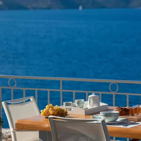 Kavos House فيلة