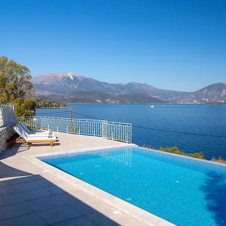 Kavos House Vilă *