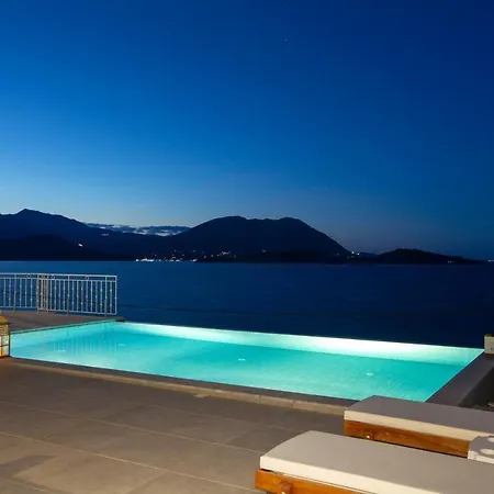 Kavos House *