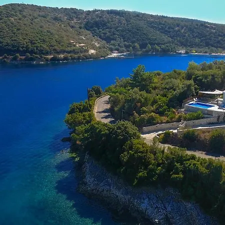 Kavos House Vilă *