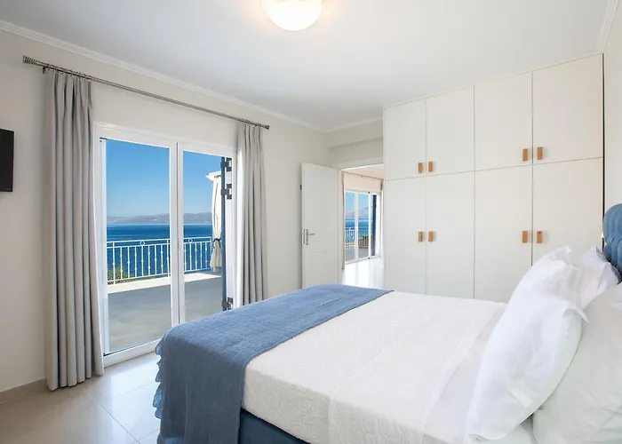 Kavos House